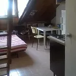 Studio Apartment Turin Berthollet